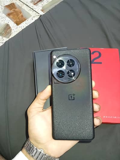 OnePlus 12 (Indian Variant CPH2573)