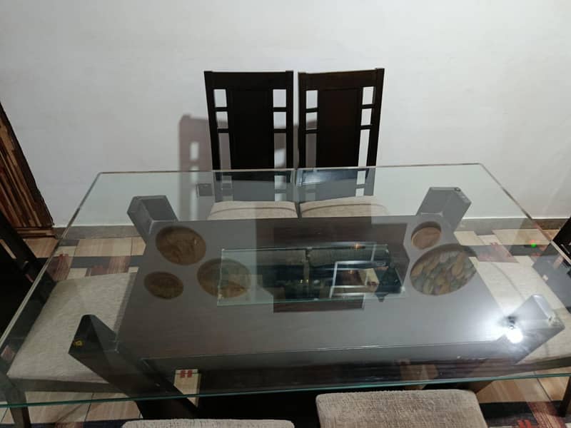 Dinning Table 0
