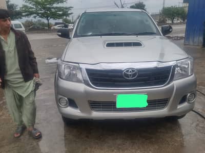 Toyota Hilux uk model