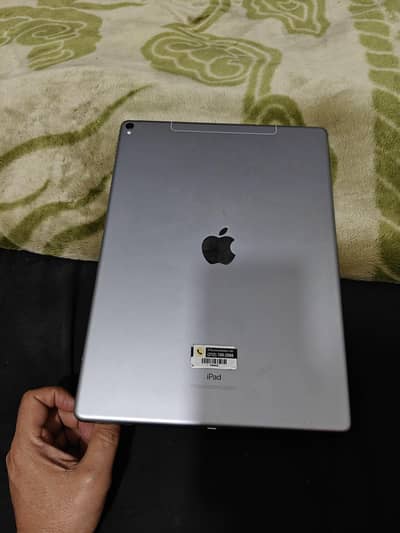 ipad pro 2nd gen 64gb 12.9 inch big display best sound and result