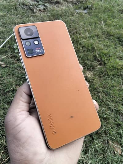 Infinix zero  xpro 8/128