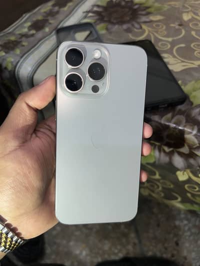 iPhone 15 pro max 256gb