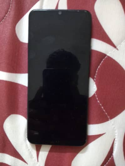 phone all ok h bs panal  ma trar h 2gb 32gb h