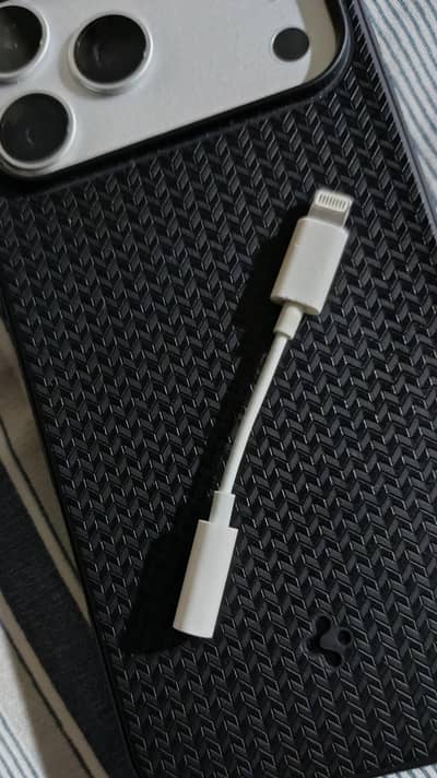 iPhone Handsfree Connector