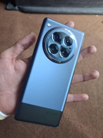 Infinix Zero 40 pro 5g PTA Approved 256Gb