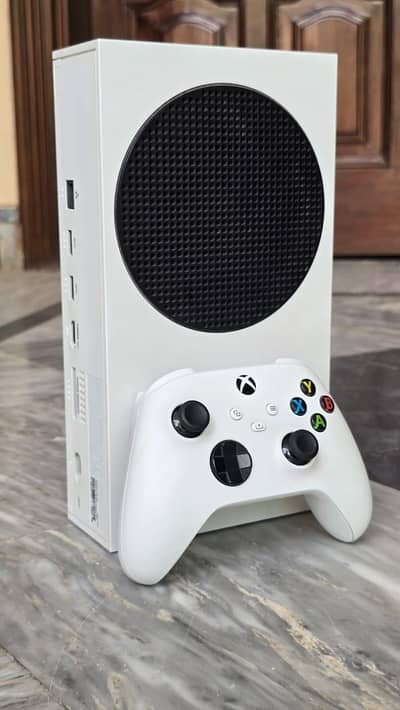 Xbox Series S 512GB 10/10 Condition