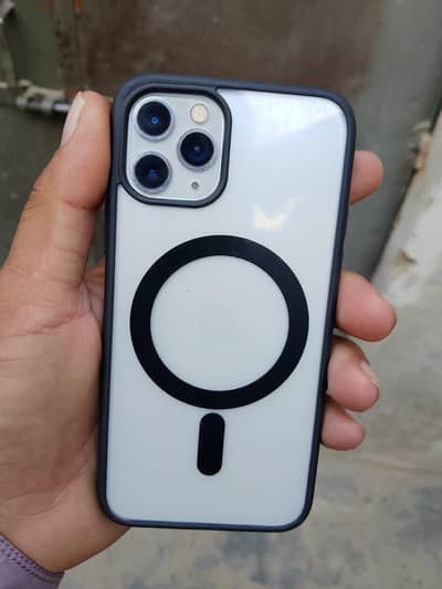 iPhone 11 pro 256 non PTA . 03055656175 cell and WhatsApp number