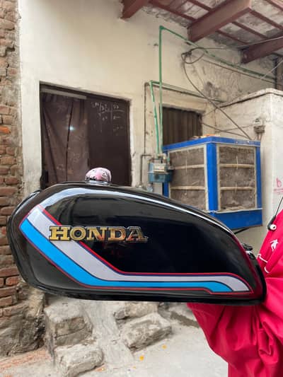 Old model Tanki Tapy CD 70