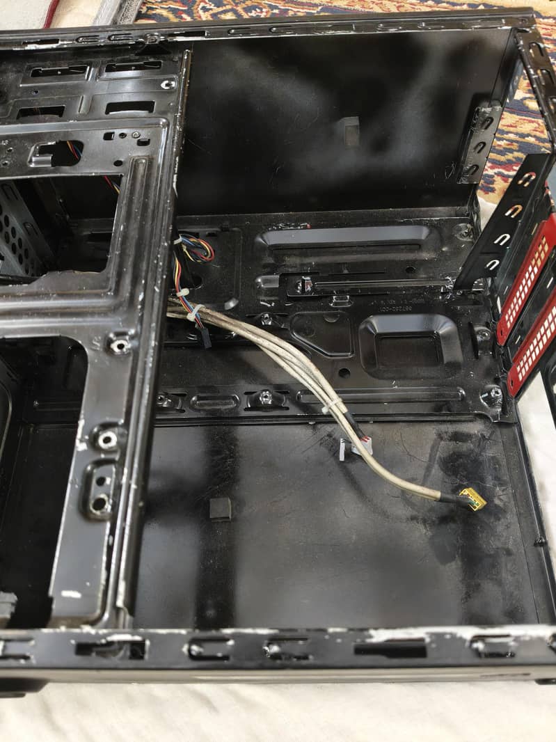 Computer Cassing  BODY Tower 4