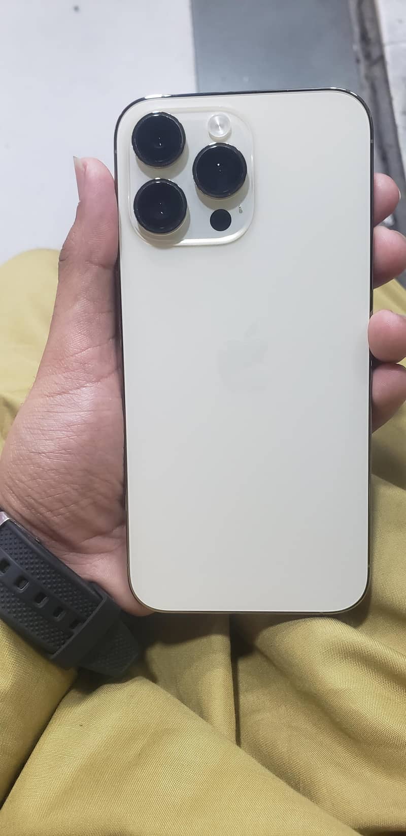 14 pro max  I Cloud 4