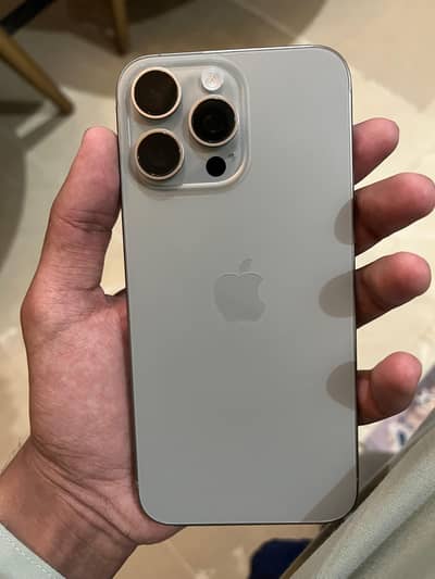 I phone 15 pro max (jv), 10/10, 31 cycle counts, 100 battery health