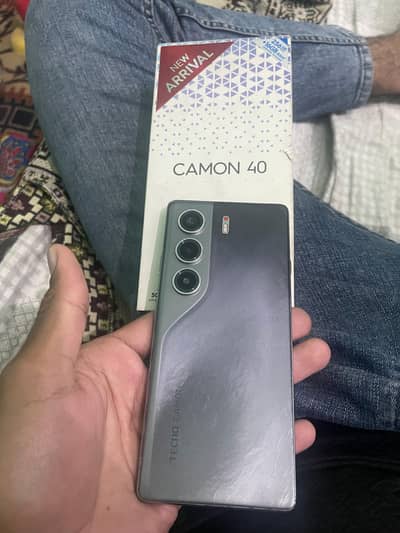 Tecno camon 40