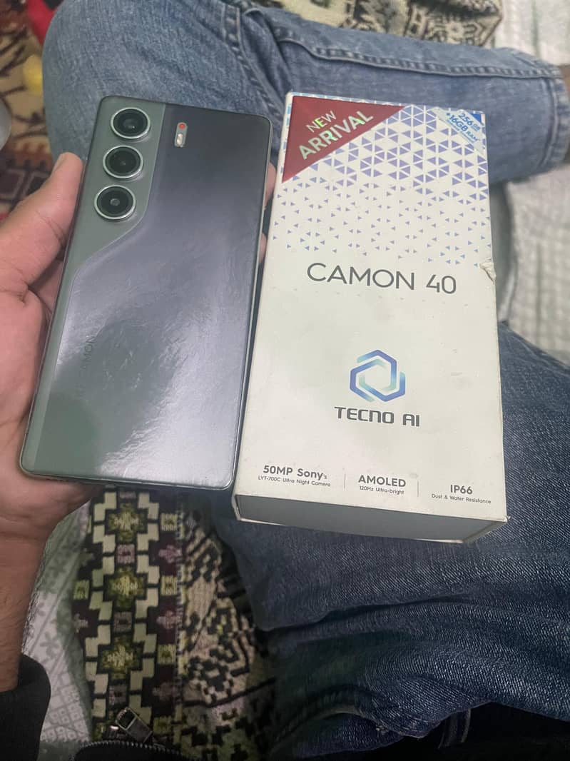 Tecno camon 40 9