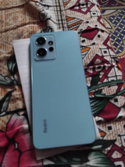 I'm selling Xiaomi Redmi note 12