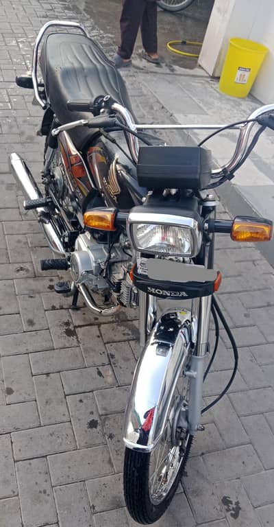 Honda CD 70 – 2022 Model – Excellent Condition