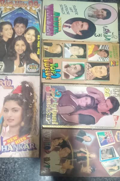 VHS or VCR video cassettes with cover case box 03004331882