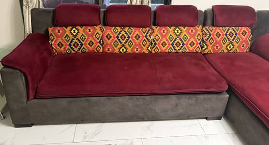 Zubaida’s Furniture - L shaped sofa