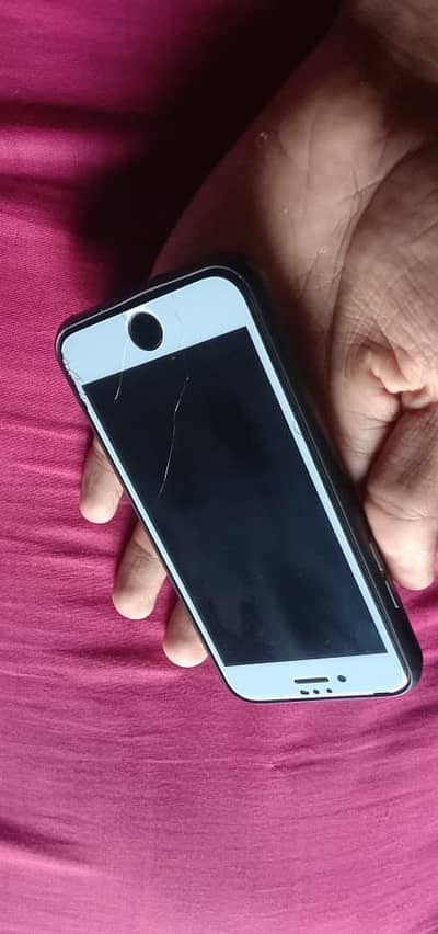 iPhone 8 pta approved WhatsApp ya call 03012577663