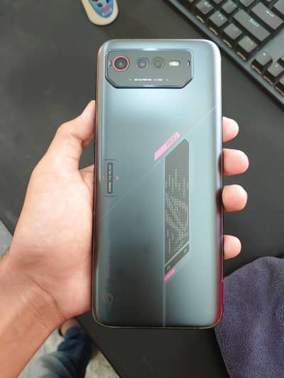Asus ROG phone 6