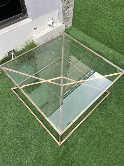 Luxury Glass Top Coffee Table – Modern Design