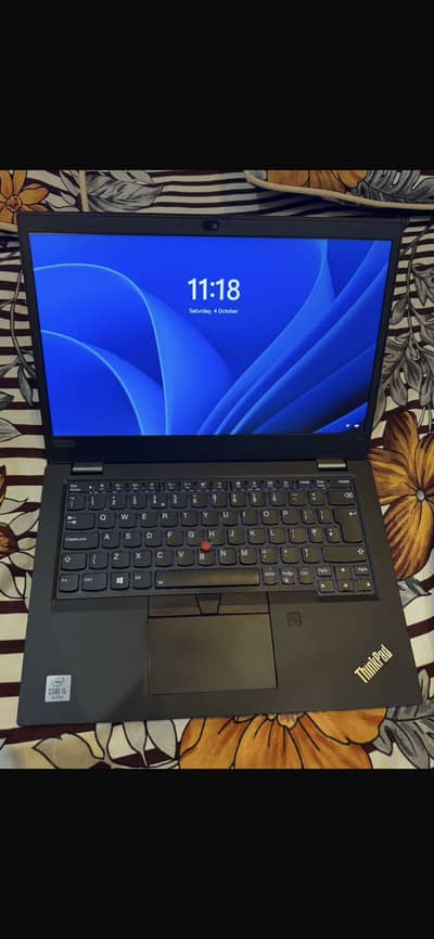 Lenovo i5 10th Gen / 256Gb Nvme ssd 8Gb Ram / 14 inch 1920x1080 disply