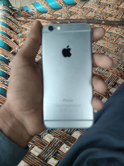 Apple iPhone 6