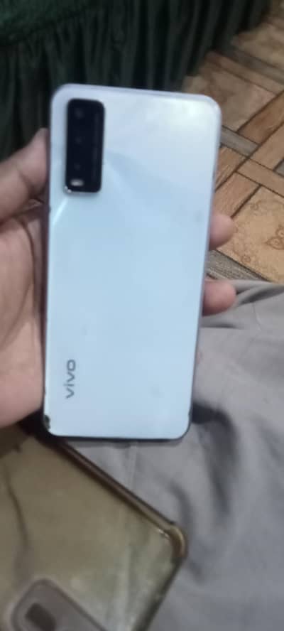 Vivo y20