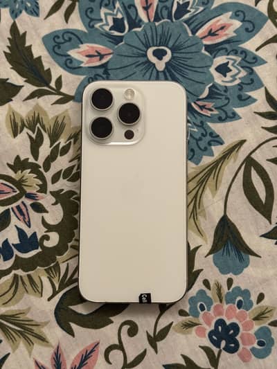Iphone 15pro 256gb for Sale White Color