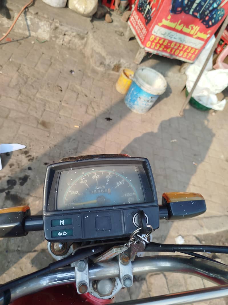 Honda CD70 2013 model 4