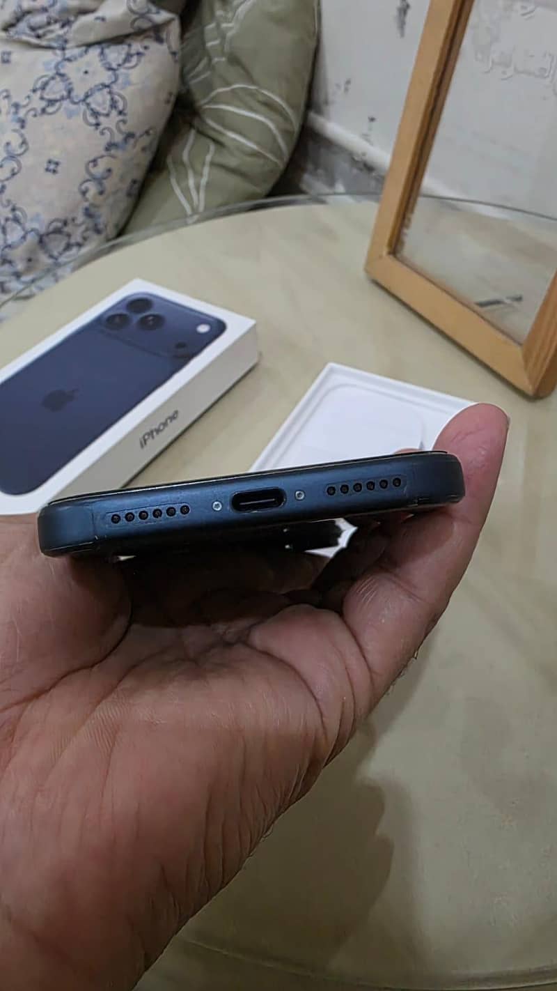 IPhone 17 pro max 3