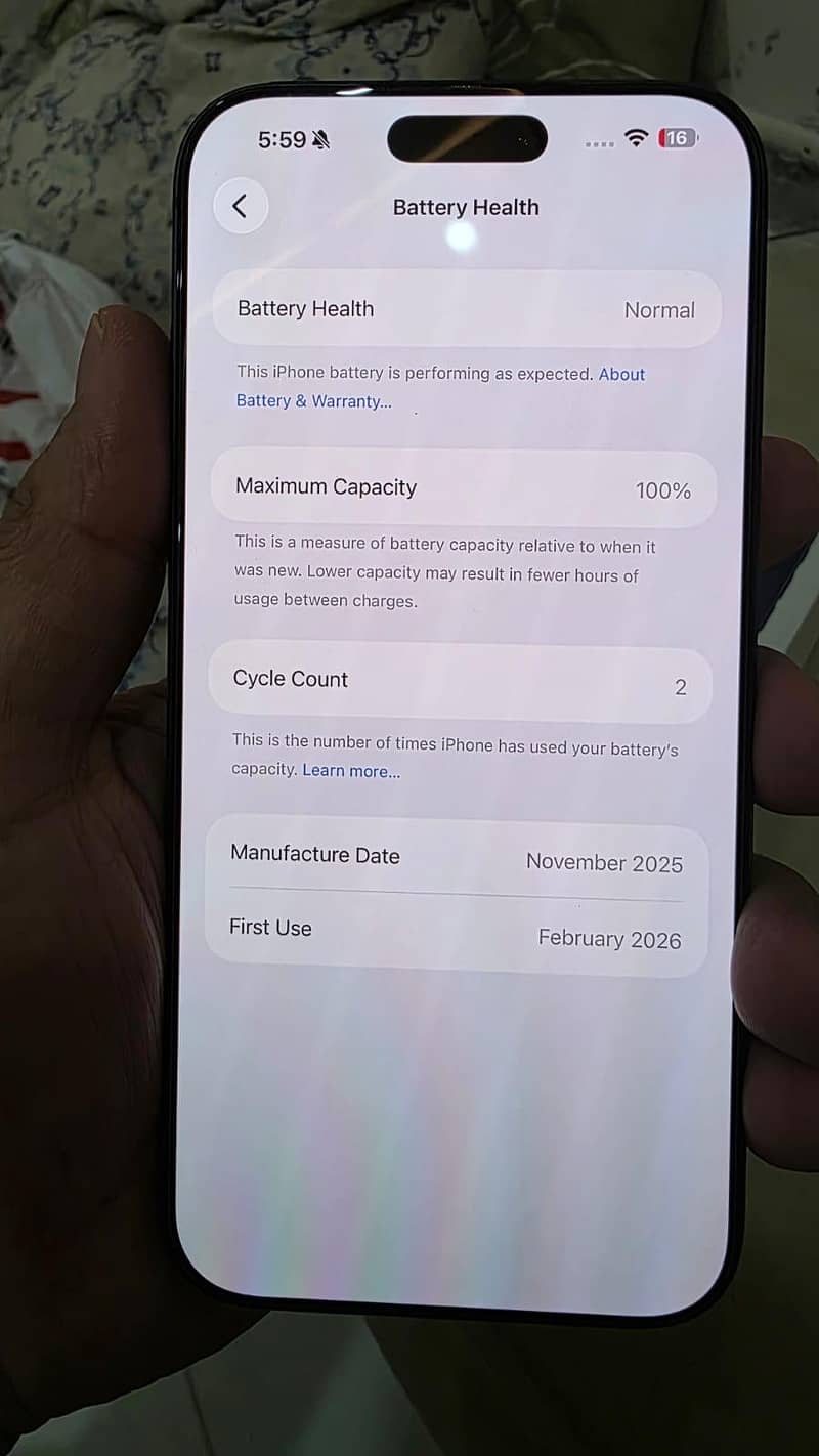 IPhone 17 pro max 4