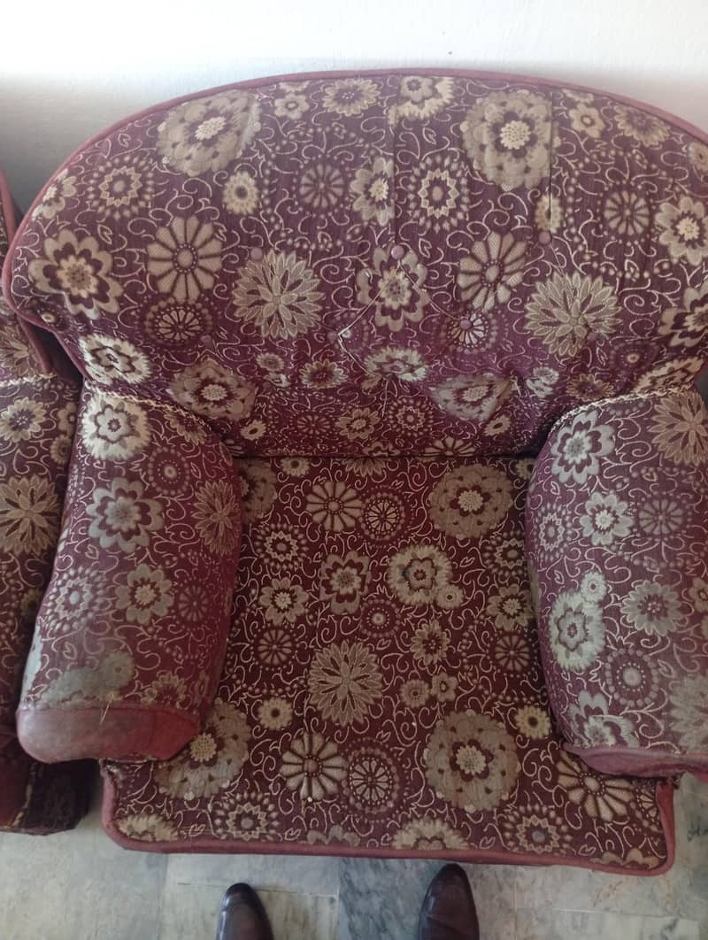 sofa and singhar table 1