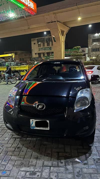 TOYOTA VITZ TOTALLY GENIUNE CONDITION AVAILABLE FOR SELL