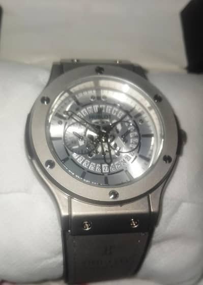 Hublot Style Luxury Watch – Excellent Condition – Only 4500