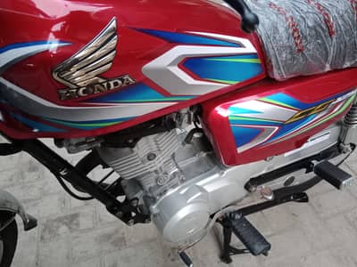 Honda 125 Hyderabad number 22 model