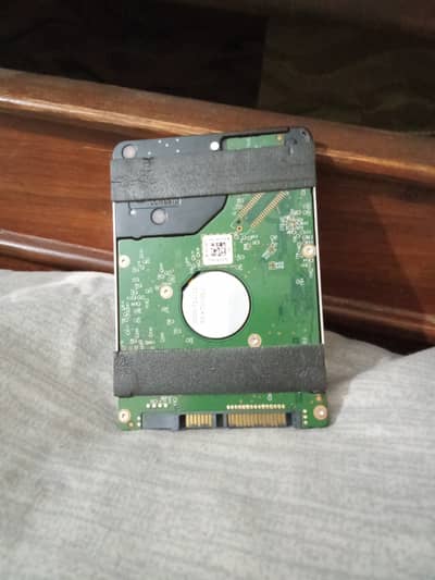 5000/= HDD 1-TB WD  malaysia  100% health tempreature 36