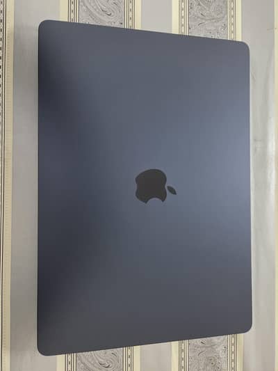 Apple MacBook Air M4 15” (Midnight) 16/512– 100% Battery, Warranty