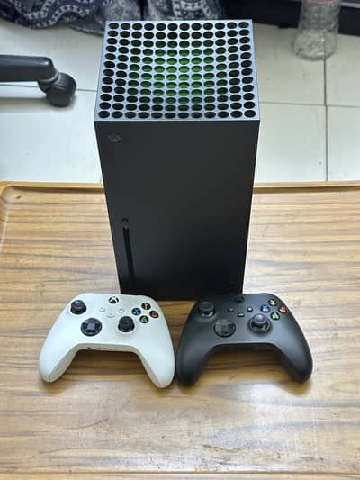 Xbox Series X 1TB with 2 controllers