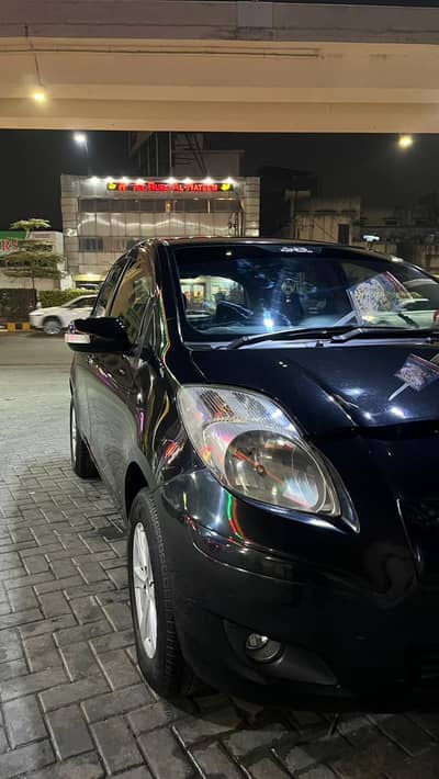 TOYOTA VITZ  TOTALLY GENIUNE CONDITION AVAILABLE FOR SALE
