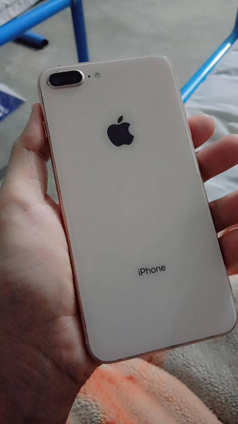 iphone 8 plus 1