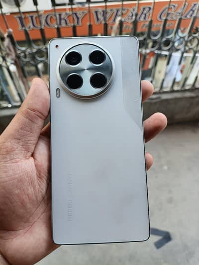 Tecno camon 30 256 gb