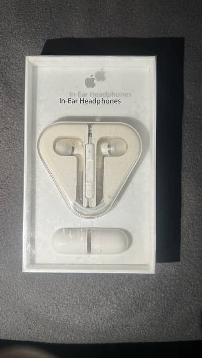 Apple in-ear headphones