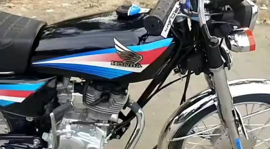 Honda 125 for sale document clear my WhatsApp number 03214390746