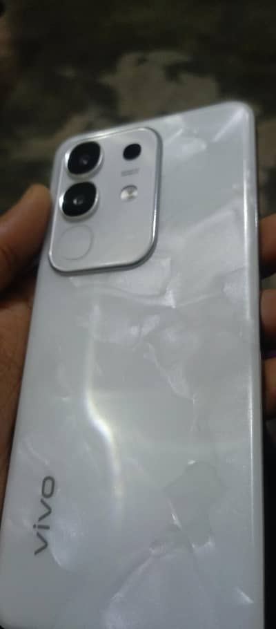 Vivo Y29 lush condition 16/256
