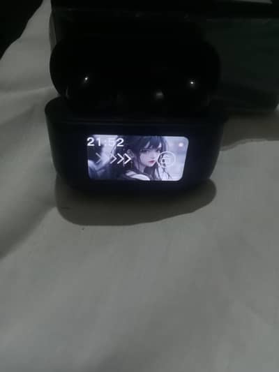 TWS Ear buds with screen controller, Quality sounds .