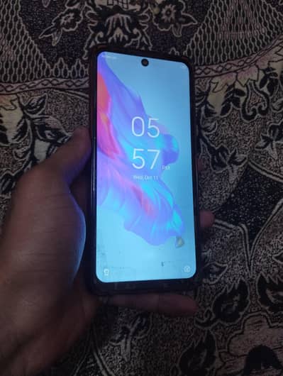 Camon 18t ( 4/128 )