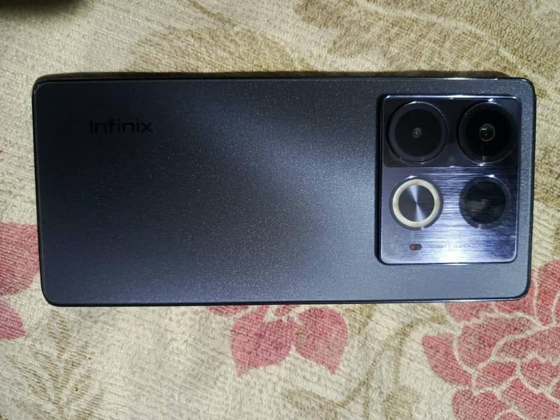 Infinix 4