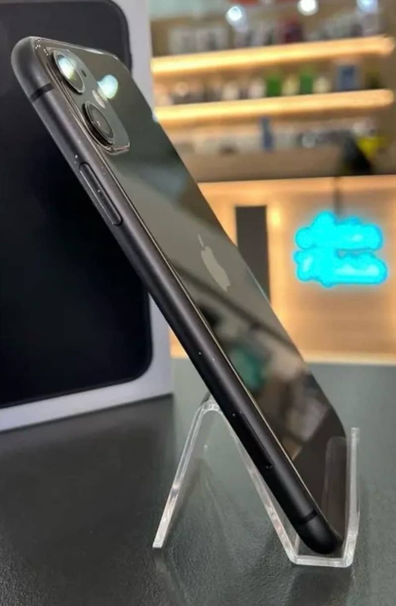 IPHONE 11 1