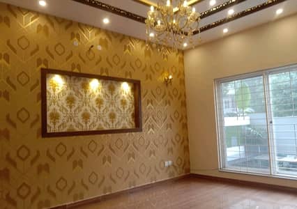 Ready To Buy A House 10 Marla In Lahore