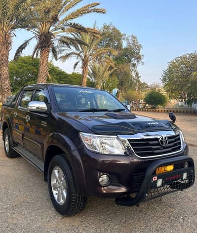 Toyota Hilux Vigo Champ G (Model 2012 Register 2013)